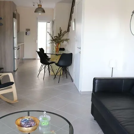 Case de vacanță Crystal Maisonette 1